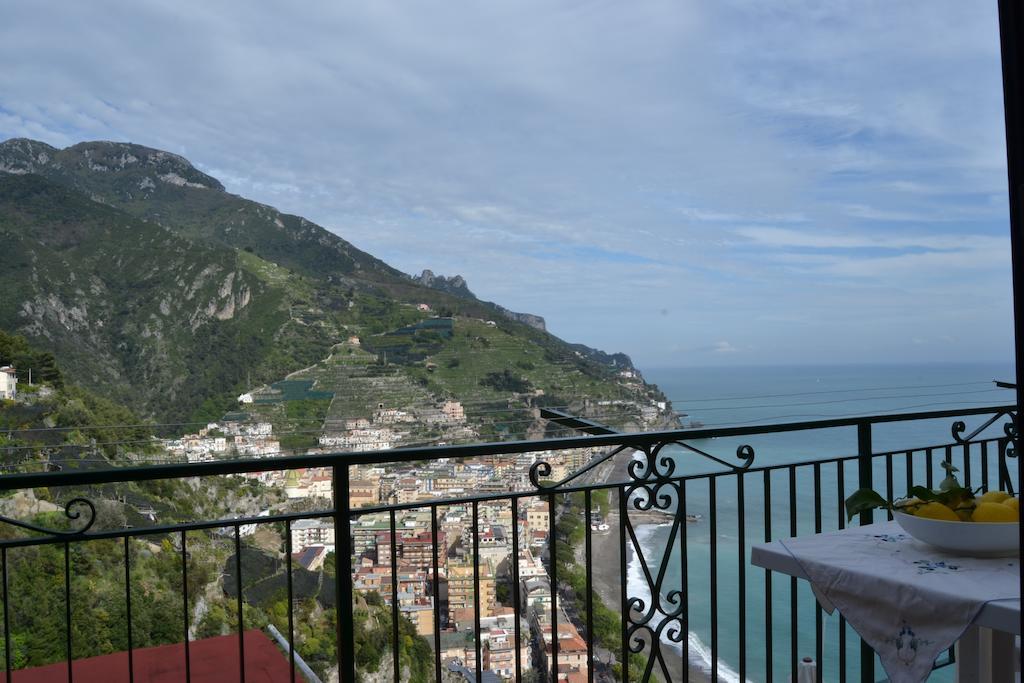 Casa Vacanze Nonno Aldo Minori Exterior photo